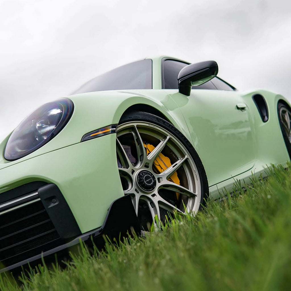 CN605 - Peony Green