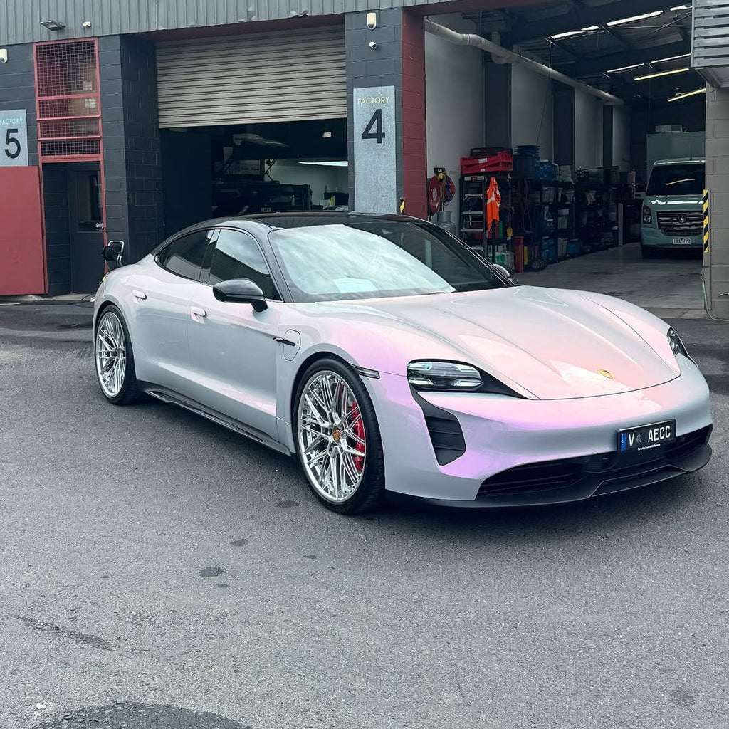 DPPF716 - Gloss Iridescent Redstone Grey [DRY APPLY]