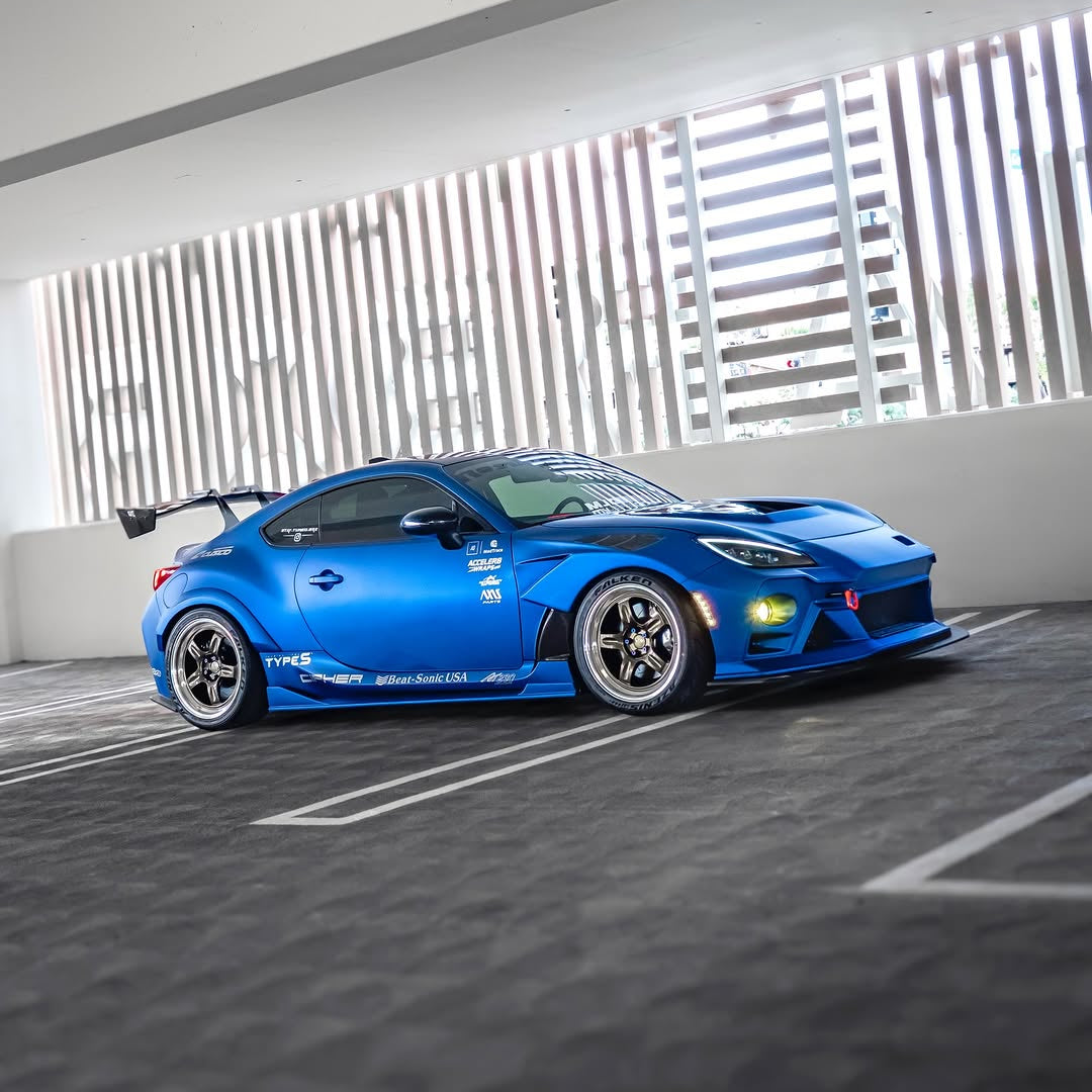 DPPF814 - Satin Liquid Metallic Azure Blue [DRY APPLY]