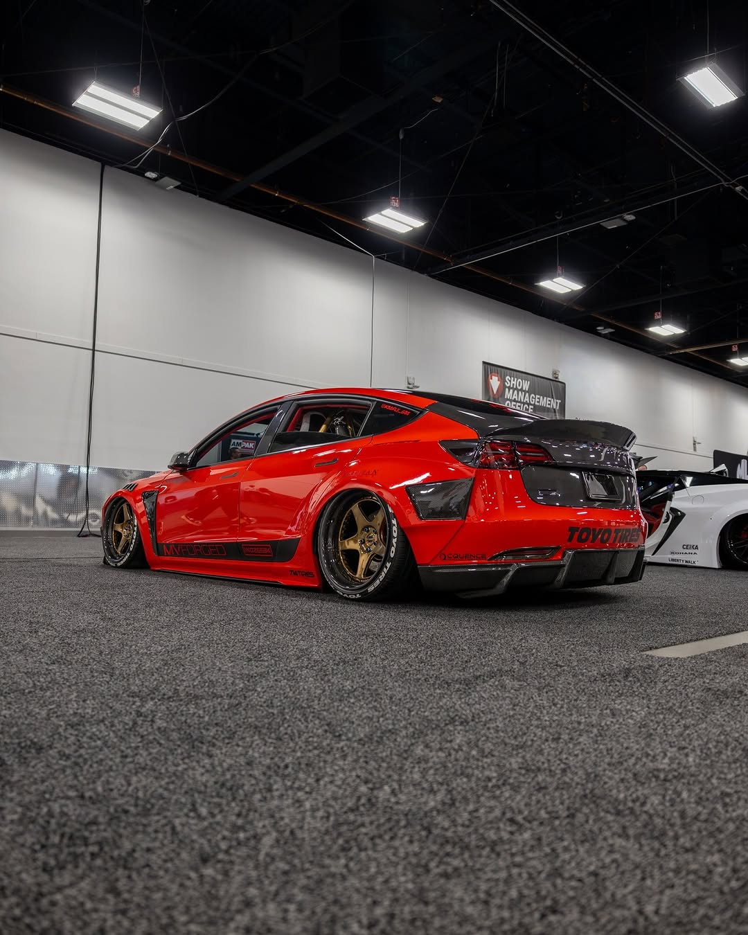 DPPF917 - Gloss Italia Red [DRY APPLY]