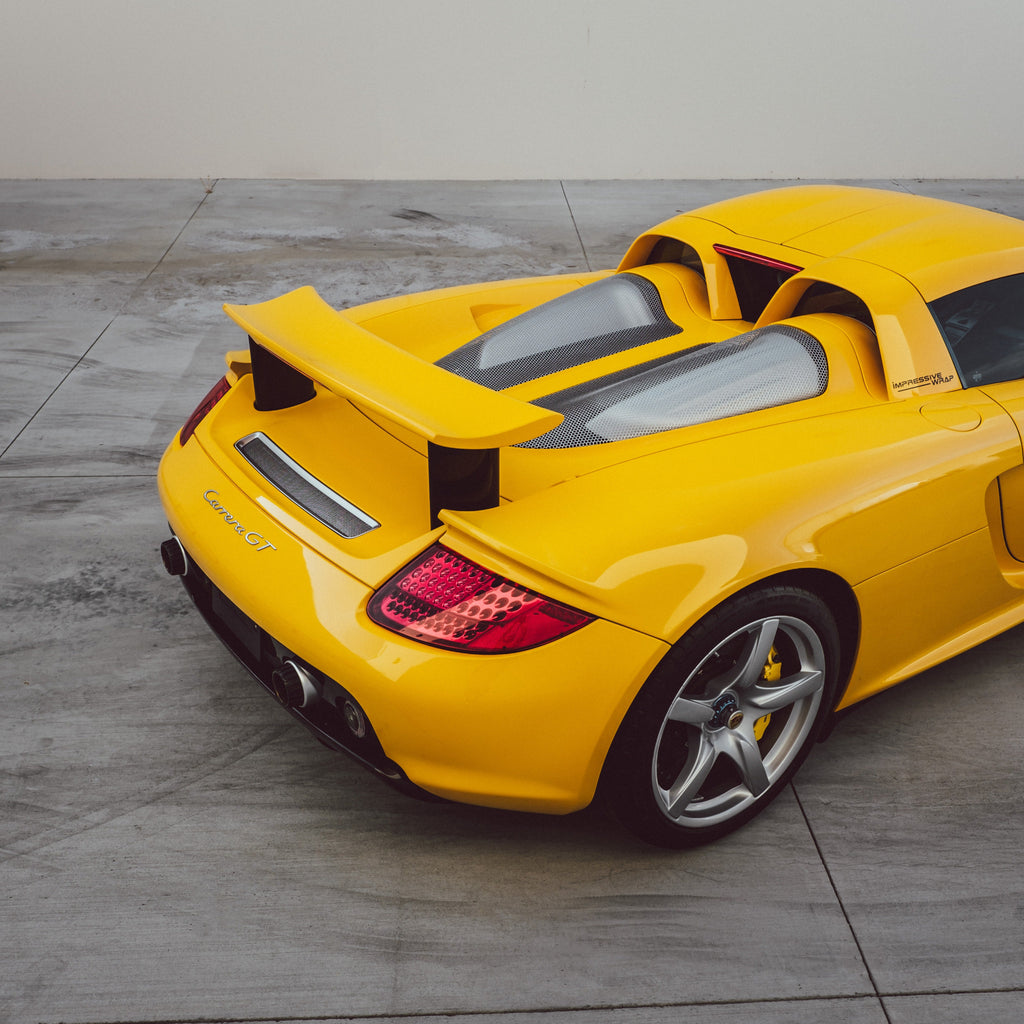 SG744 - Signal Yellow
